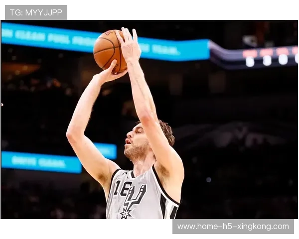 马刺关键时刻的封盖成为转折点