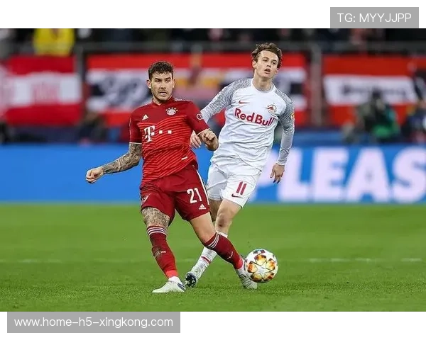 拜仁通过分边牵制扩大进攻范围