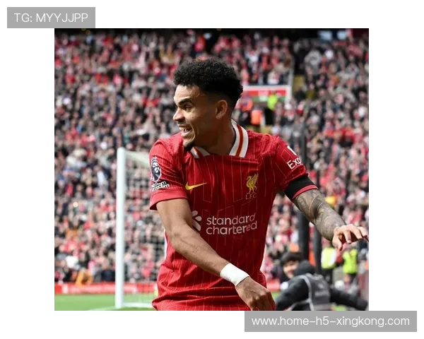 利物浦迪亚斯连续冲击左路防线